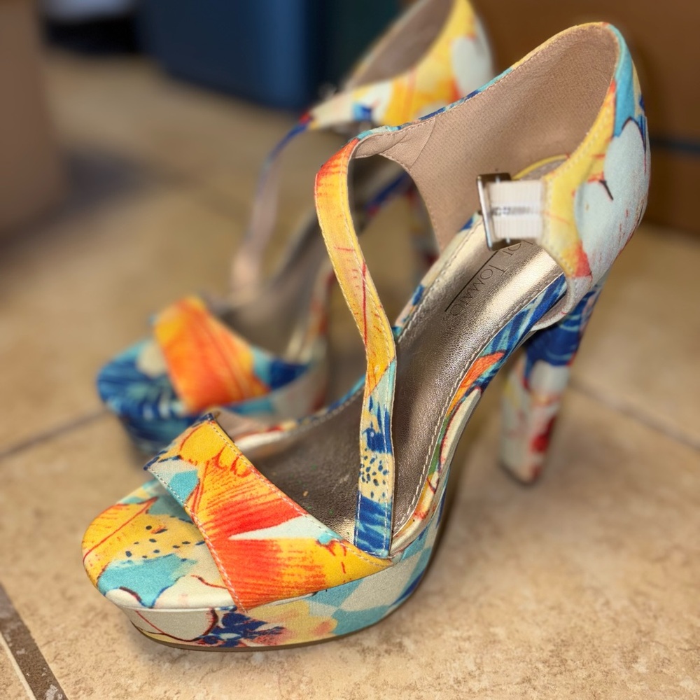 Hot Tomato Orange Blue Floral Heels